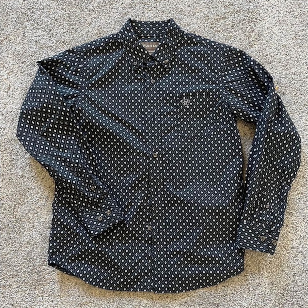 Boys Ariat shirt, worn only two times